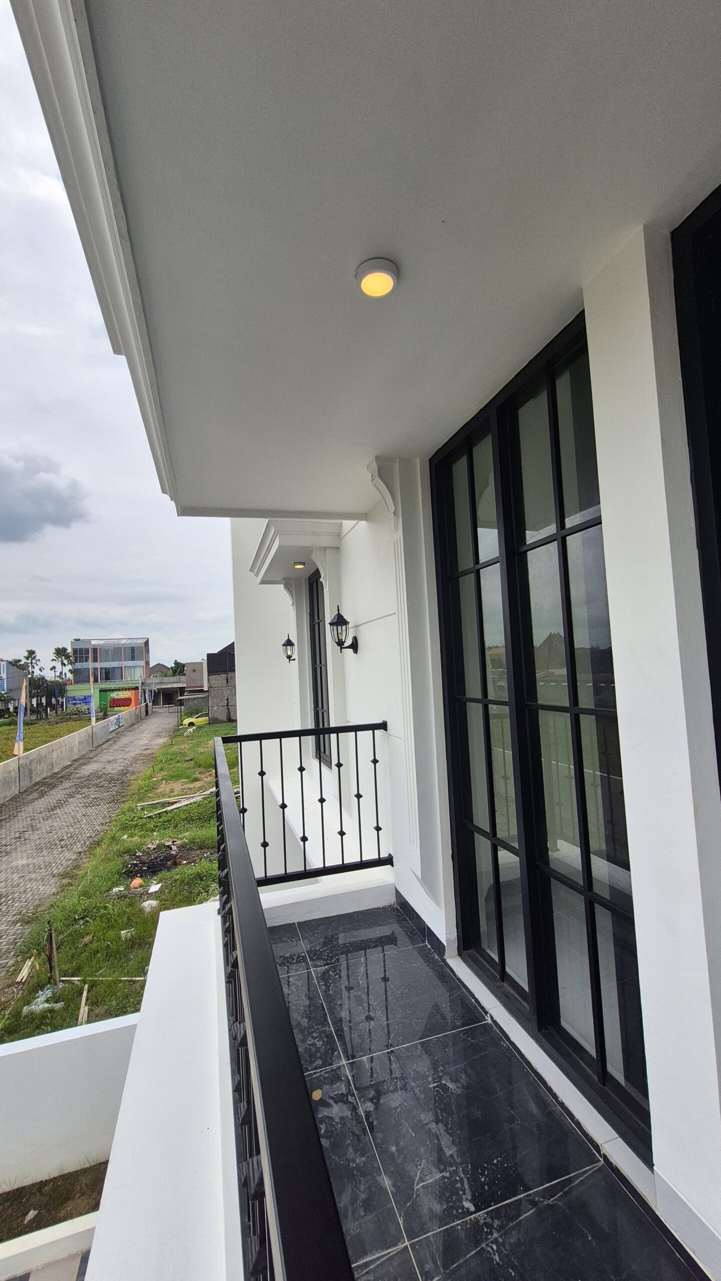 WhatsApp Image 2025-03-17 at 20.15.56