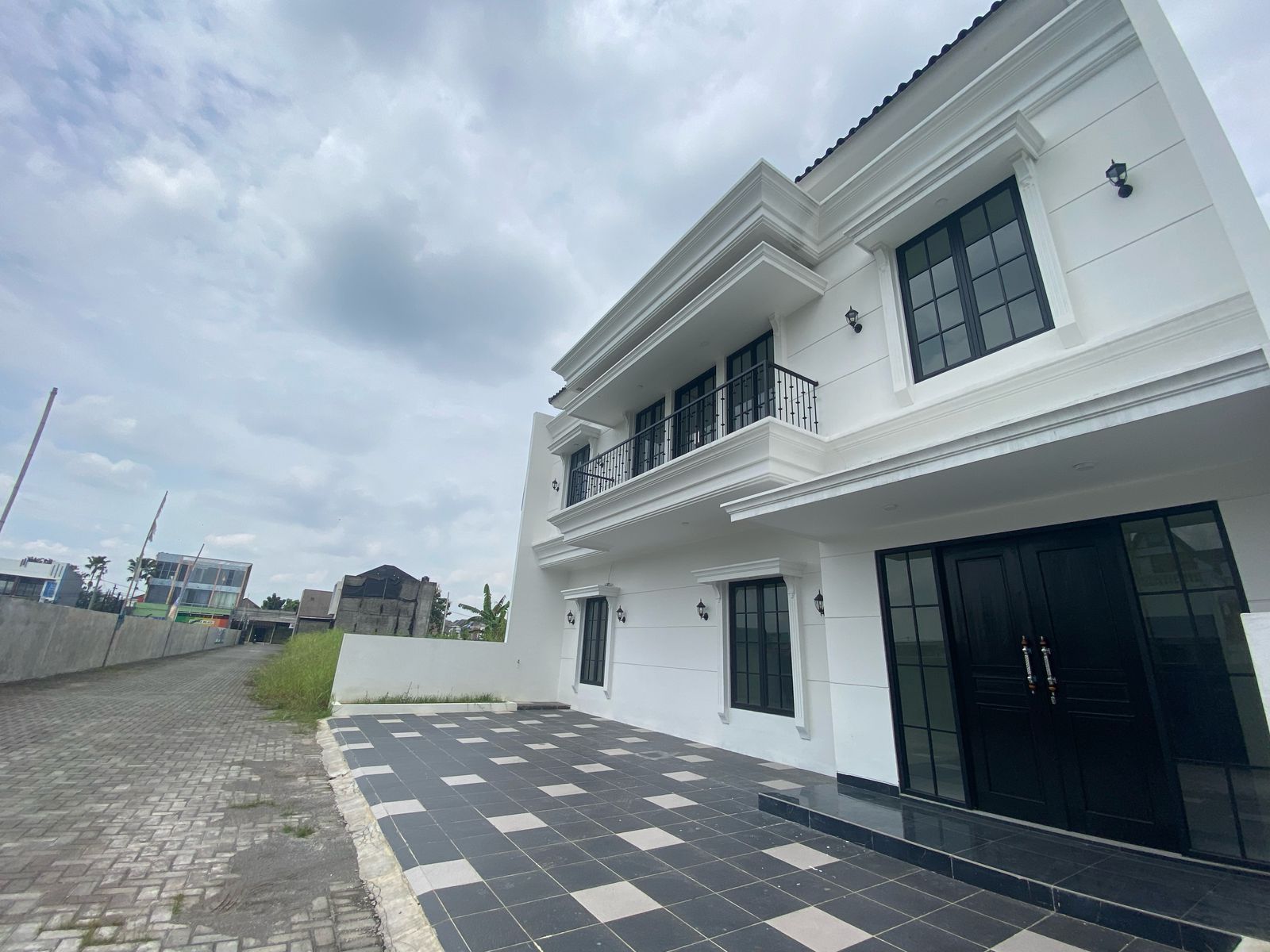 WhatsApp Image 2025-03-18 at 10.25.55